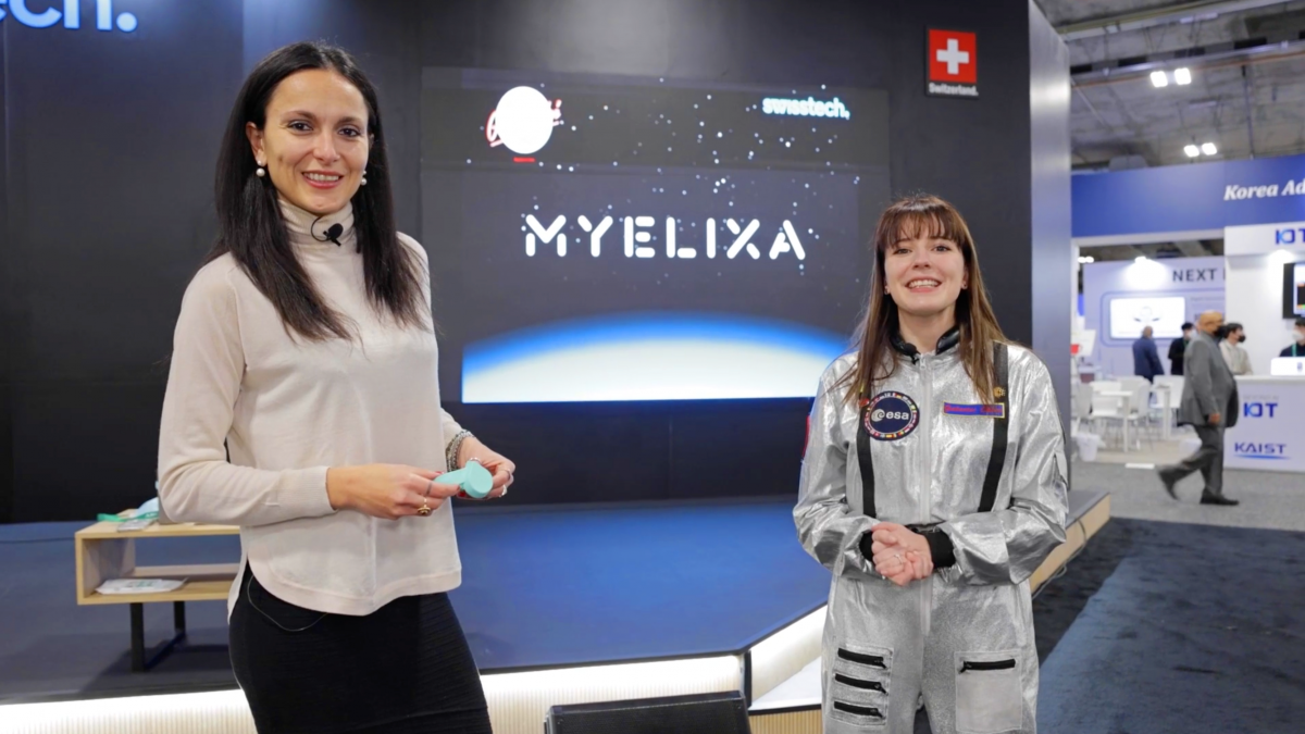 Galactic Chloé meets MyElixa