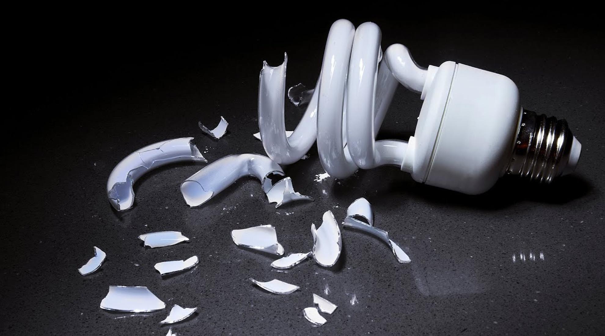 Researchers extract rare earths from old lamps.