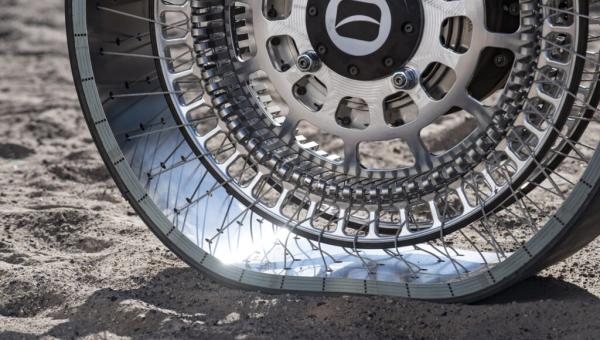 Venturi's hyper-deformable lunar wheel. 