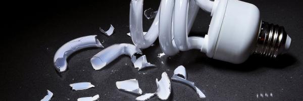 Researchers extract rare earths from old lamps.